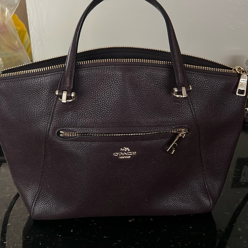 Coach crossbody - needs zipper-